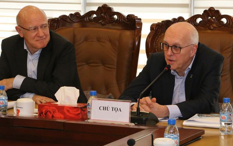 Dịch Corona, cơ hội đầu tư cho nhóm cổ phiếu phòng thủ