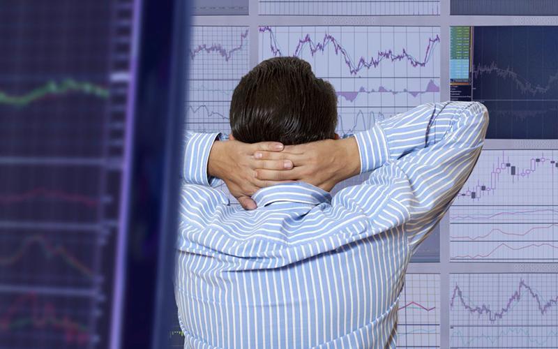 Giới đầu tư chứng khoán bấn loạn vì Covid-19