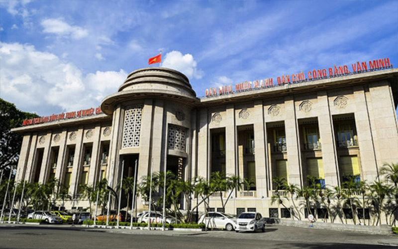 Hai áp lực lớn đặt Ngân hàng Nhà nước vào thế khó