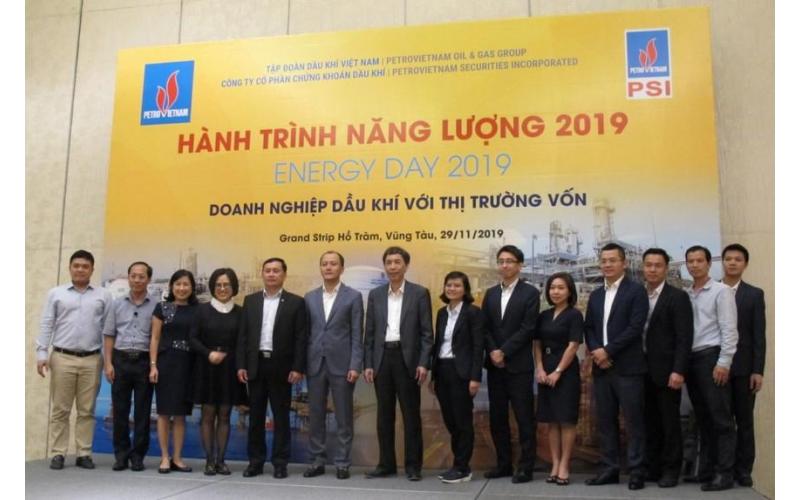 Ngành dầu khí đang “khát” vốn đầu tư